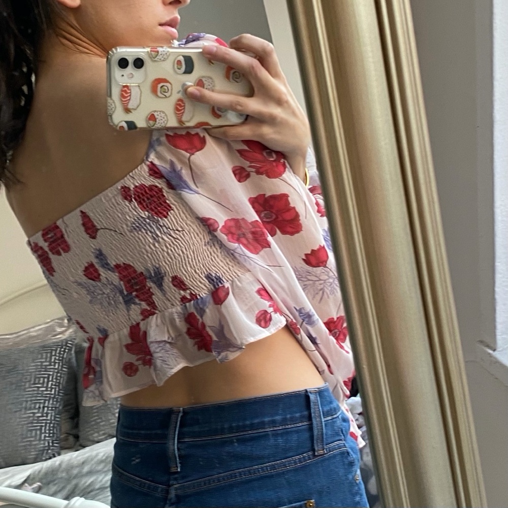 ENDLESS ROSE FLORAL CROP TOP - Picture 2 of 2